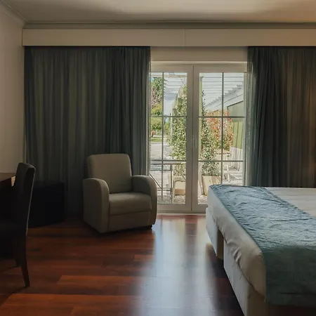 Quinta Do Pinheiro E Eventos By Grupo Quinta Dos Lagos 4* 瓦尔杜德弗拉德斯